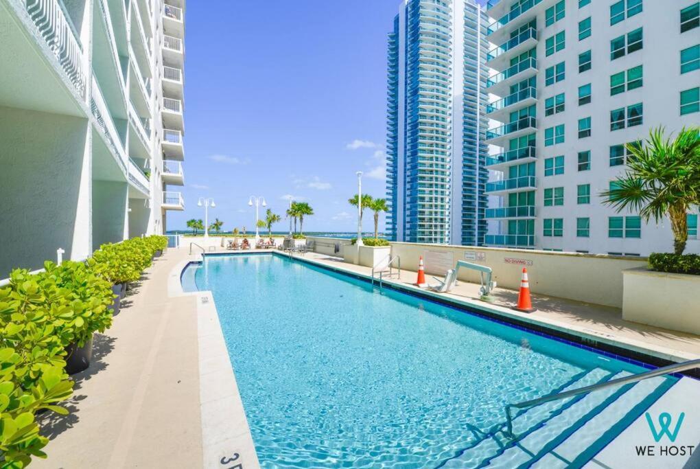 We Host - Amazing Condo Brickell With Ocean-Pool View Miami Ngoại thất bức ảnh